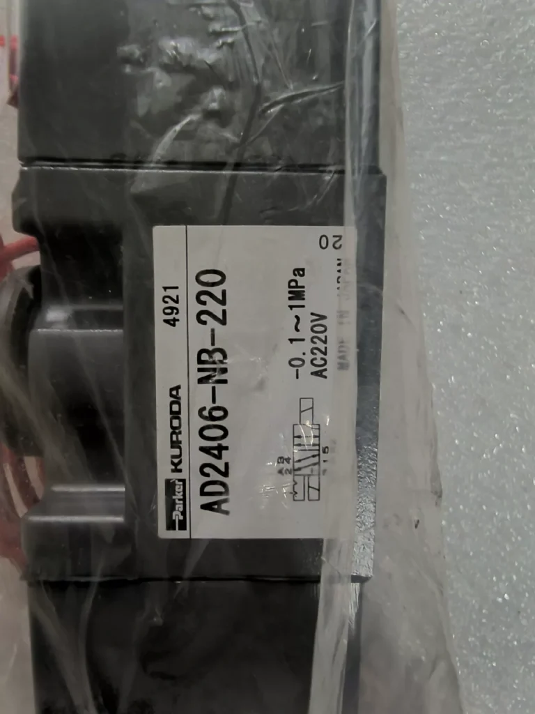 Parker AD2406-NB-220 Solenoid Valve
