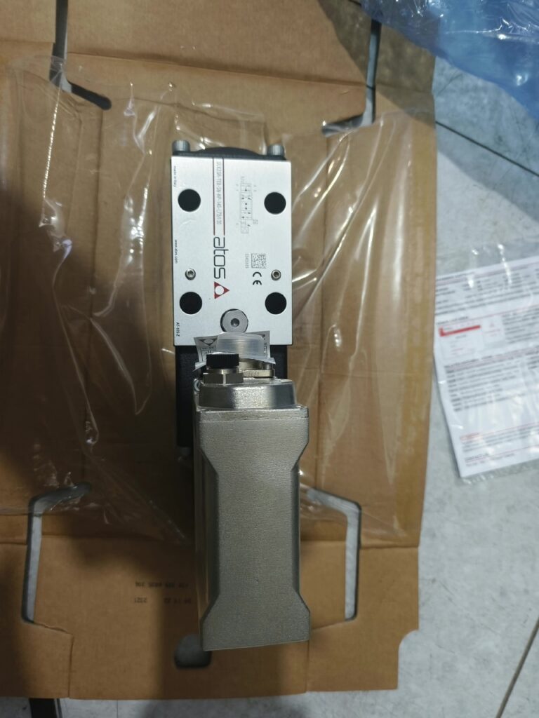 Atos DLKZOR-TEB-SN-NP-140-L73/I Valve thumbnail