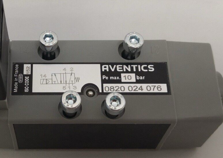 Aventics 0820024076 Pneumatic Valve thumbnail