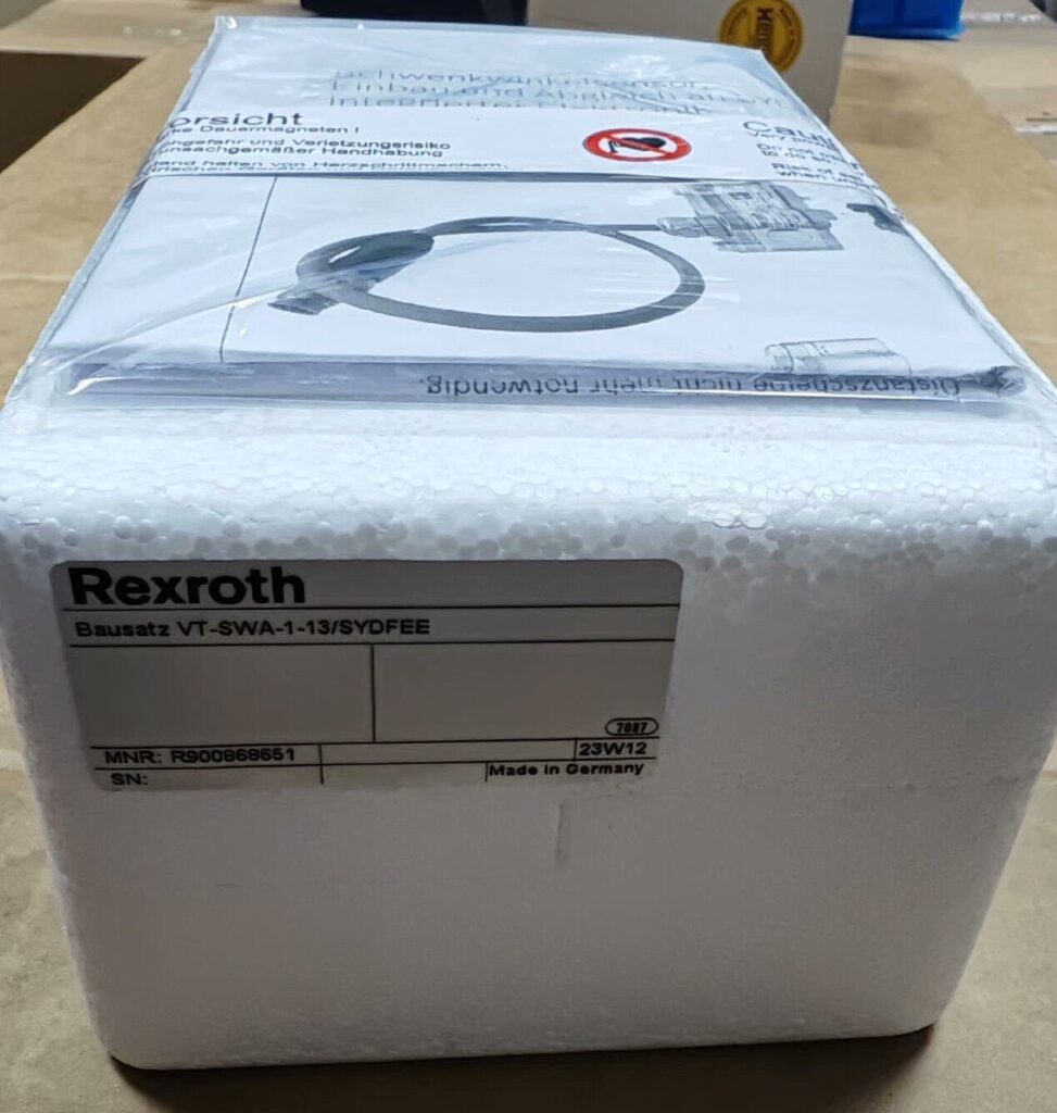 Bosch Rexroth R900868651 VT-SWA-1-13/SYDFEE Sensor thumbnail