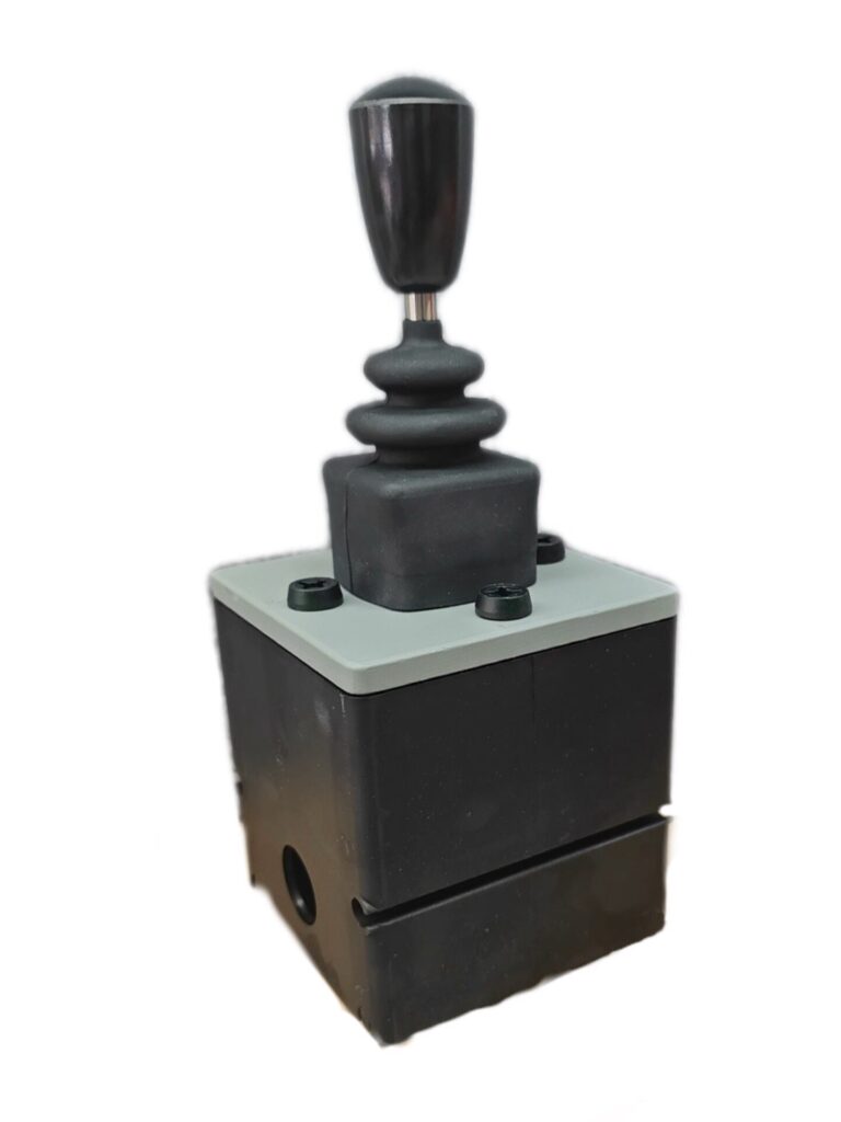Danfoss 155B4212 Electric Remote Control Joystick thumbnail