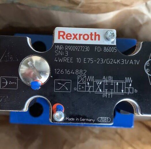 Bosch Rexroth R900927230 4WREE10E75-23/G24K31/A1V Valve