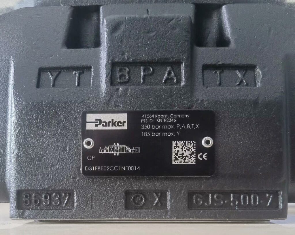 Parker D31FBE02CC1NF00 Valve