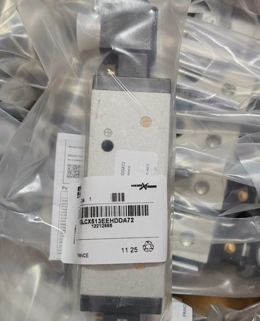 Parker P2LCX513EEHDDA72 Pneumatic Valve thumbnail