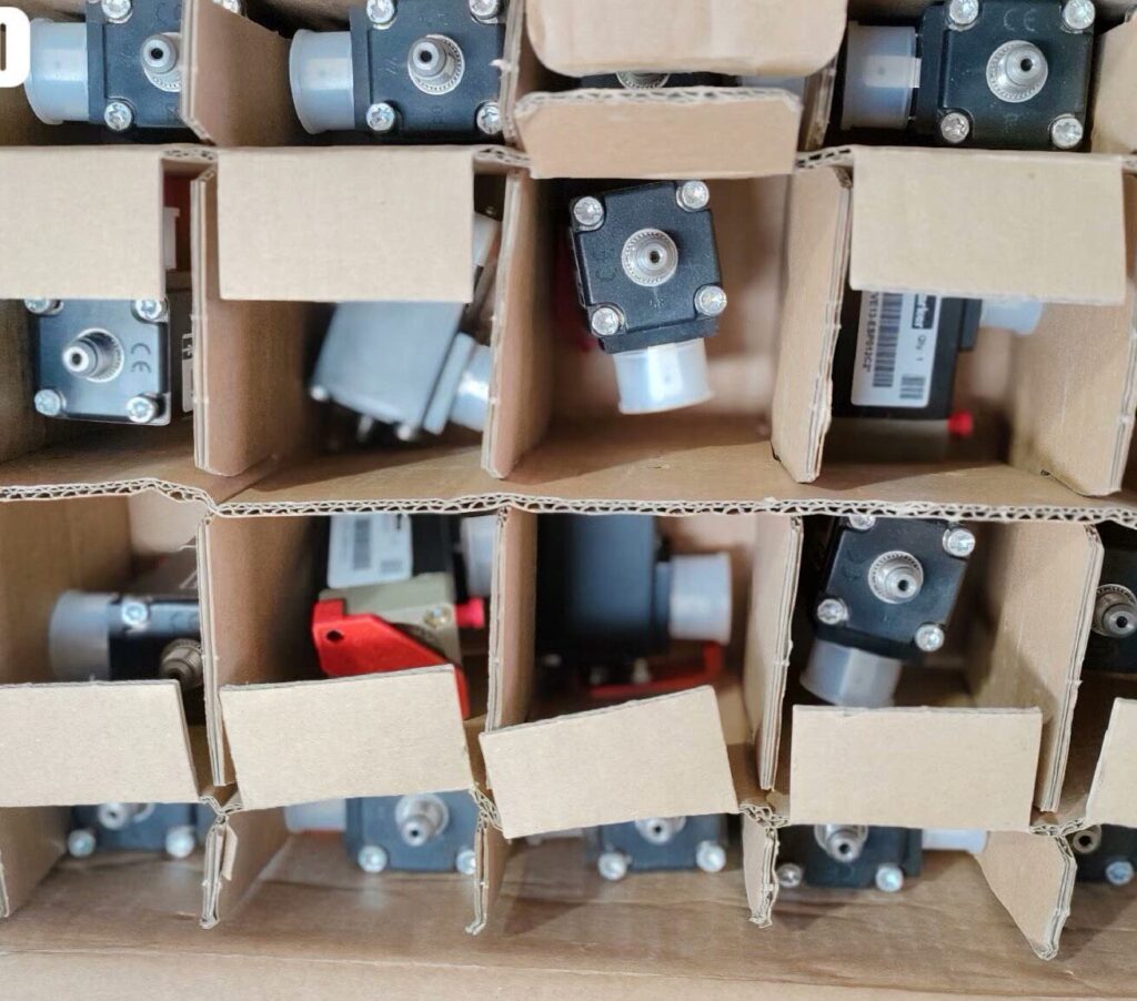 Parker VE13-ESP012C2 Pneumatic Valve thumbnail