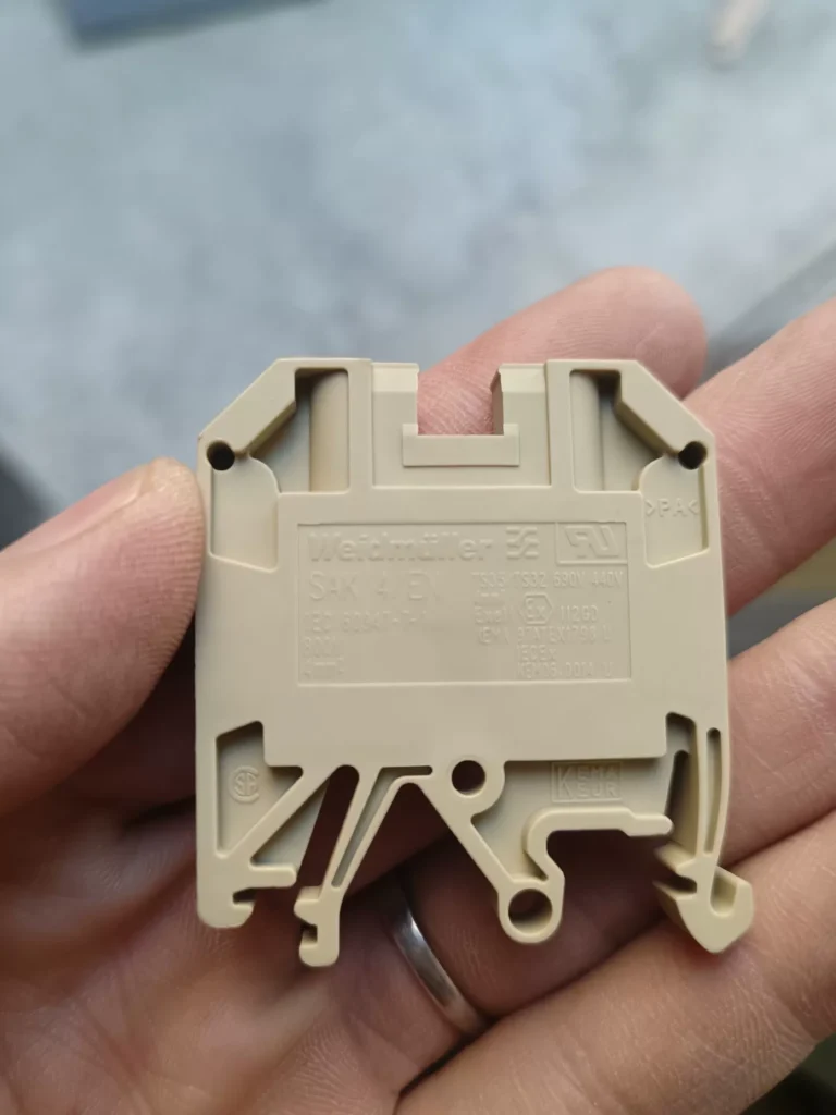Weidmuller SAK4/EN Terminal Block thumbnail