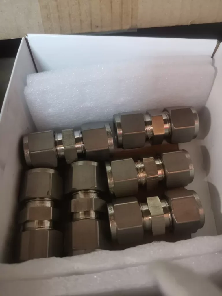 Swagelok SS-810-6 Tube Union Fitting thumbnail