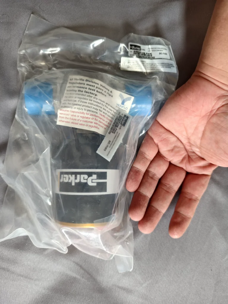 Parker CSFS8FFRD Valve