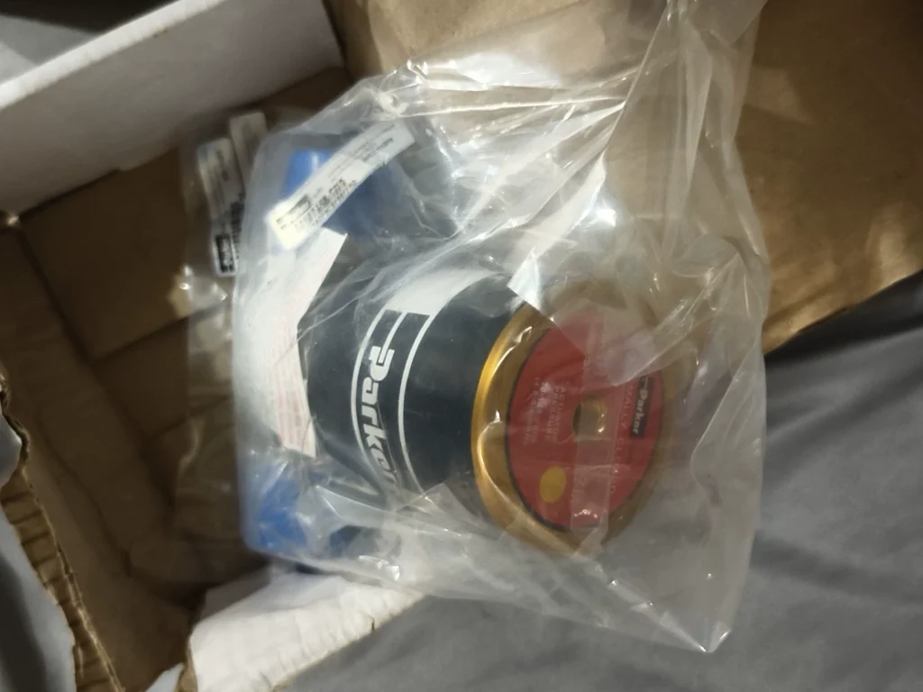 Parker CSFS8FFRD Valve thumbnail