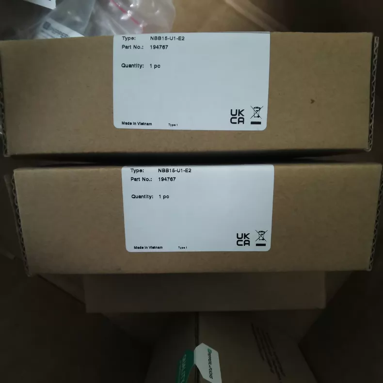 Pepperl+Fuchs NBB15-U1-E2 Inductive sensor