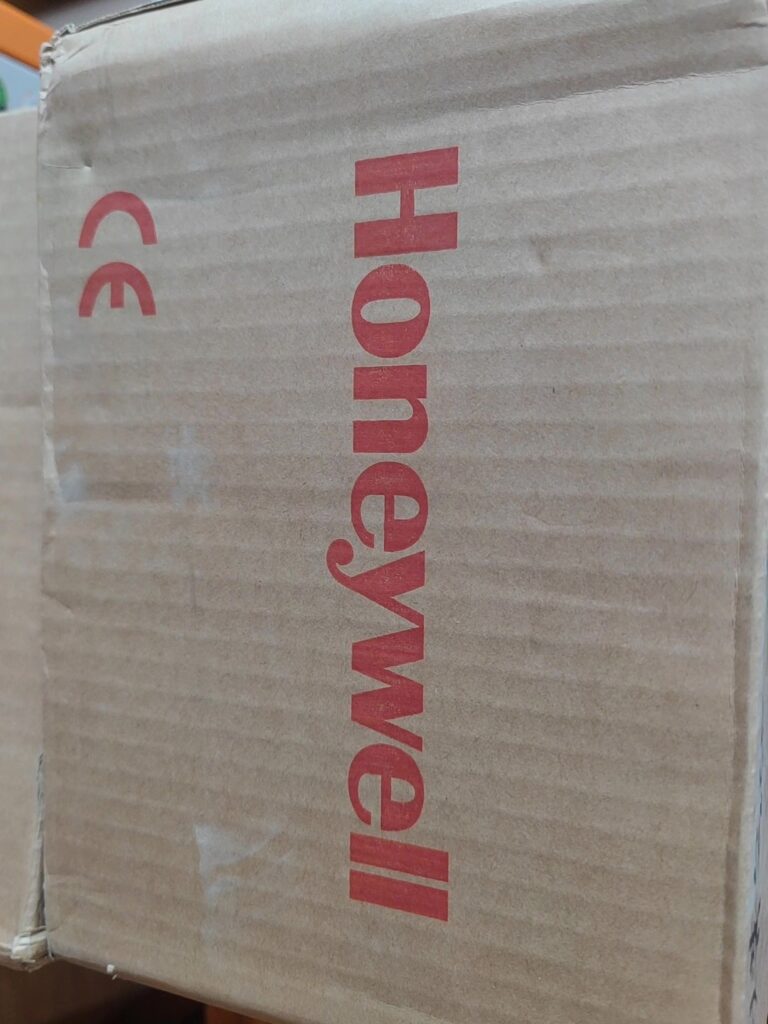 Honeywell STD820-E1HS4AS-1-G-CHC-11C-A-2 Transmitter thumbnail