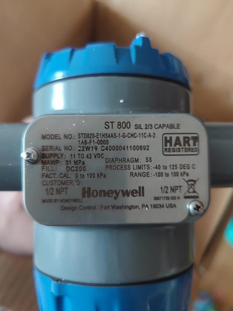 Honeywell STD820-E1HS4AS-1-G-CHC-11C-A-2 Transmitter thumbnail
