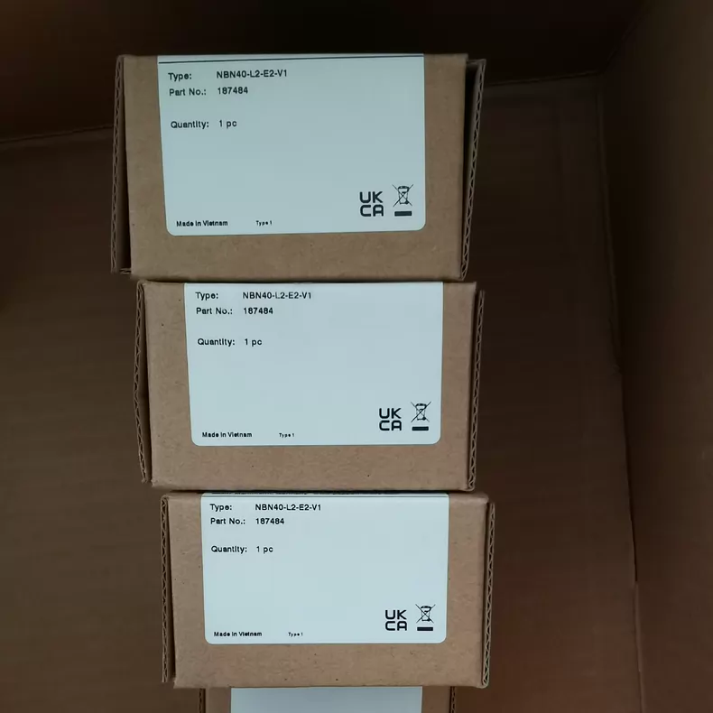 Pepperl+Fuchs NBN40-L2 Inductive proximity sensor