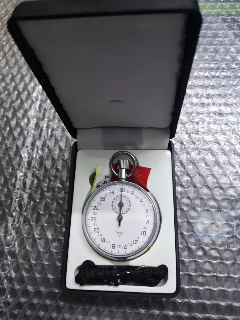 TEEEUEREAO 504 Mechanical Stopwatch