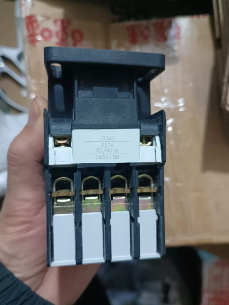 GE CL03A310MM Contactor thumbnail