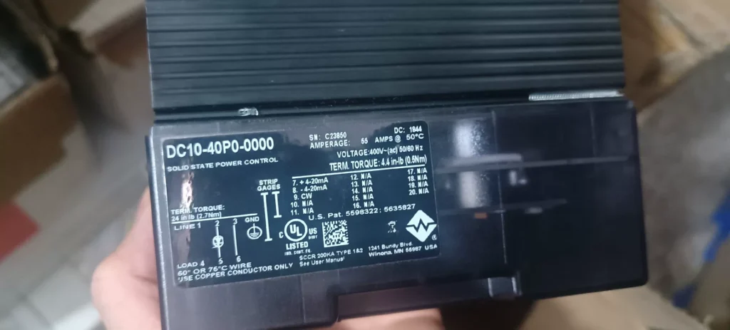 Watlow DC10-40P0-0000 Temperature Controller thumbnail