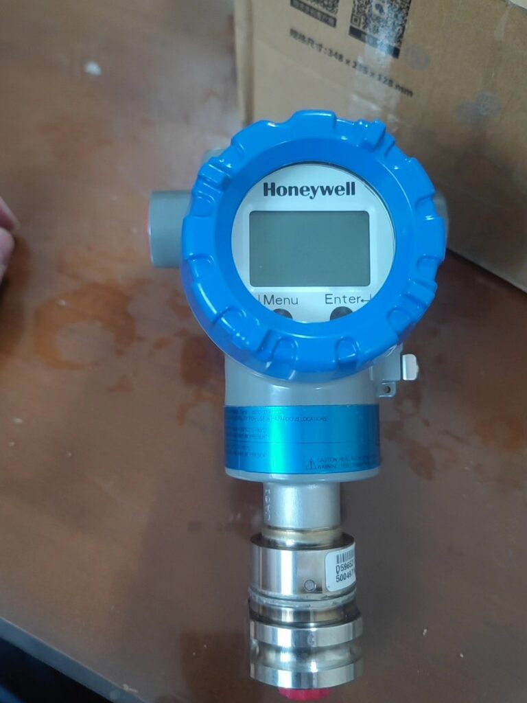 Honeywell STG73S-F1G000-1-G-AHS-11 Pressure Transmitter thumbnail