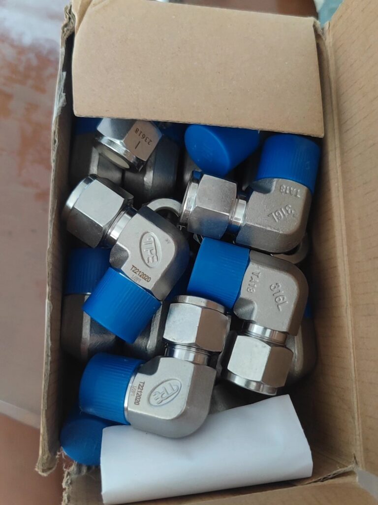 JPE BS6-ME0404-R Tube Fitting thumbnail