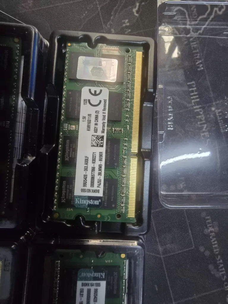Kingston KVR16S11/8 Memory Module thumbnail