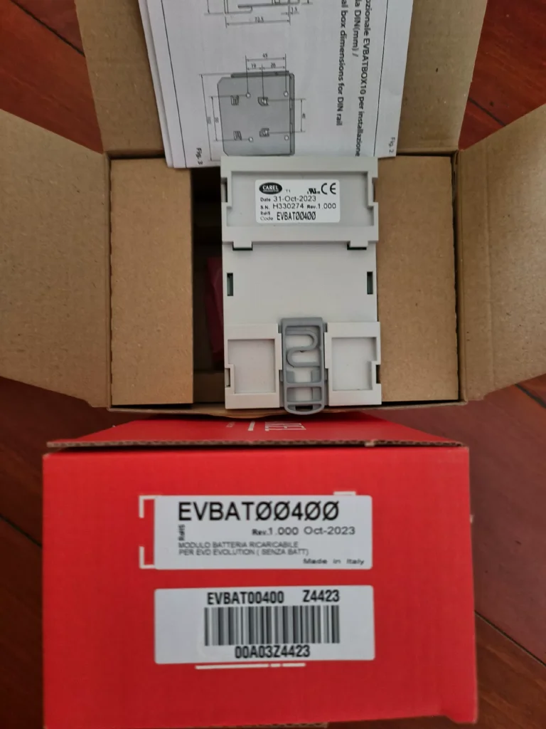 CAREL EVBAT00400 Controller