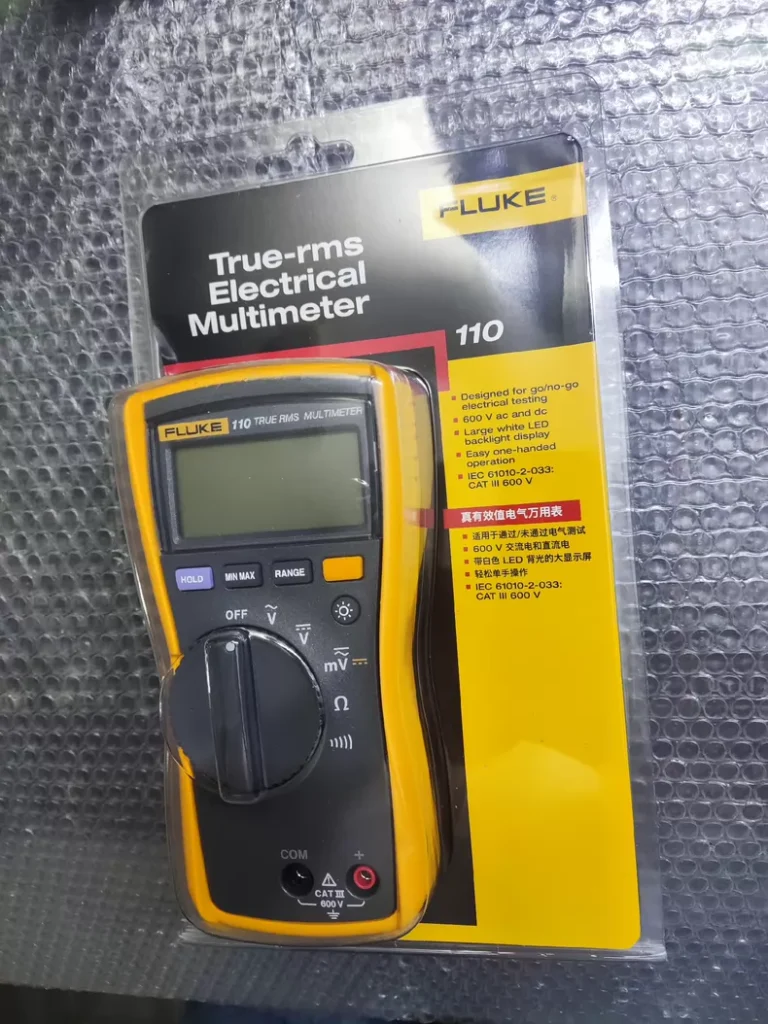 FLUKE 110 Multimeter