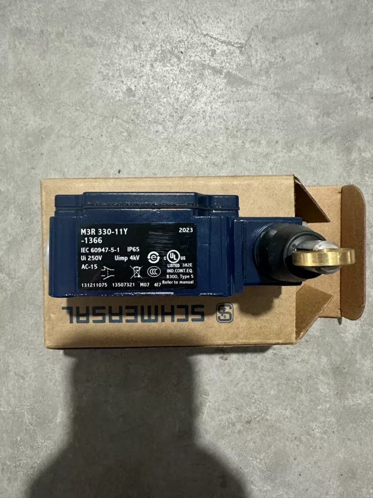 Schmersal 131 Limit Switch thumbnail
