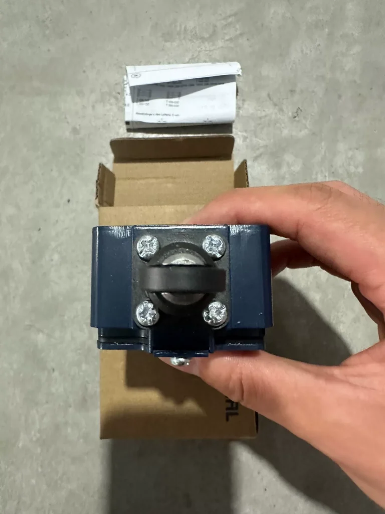 Schmersal 101 Limit Switch thumbnail