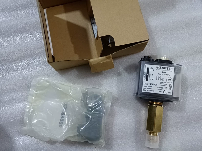 SAUTER DSB146F001 Pressure Switch