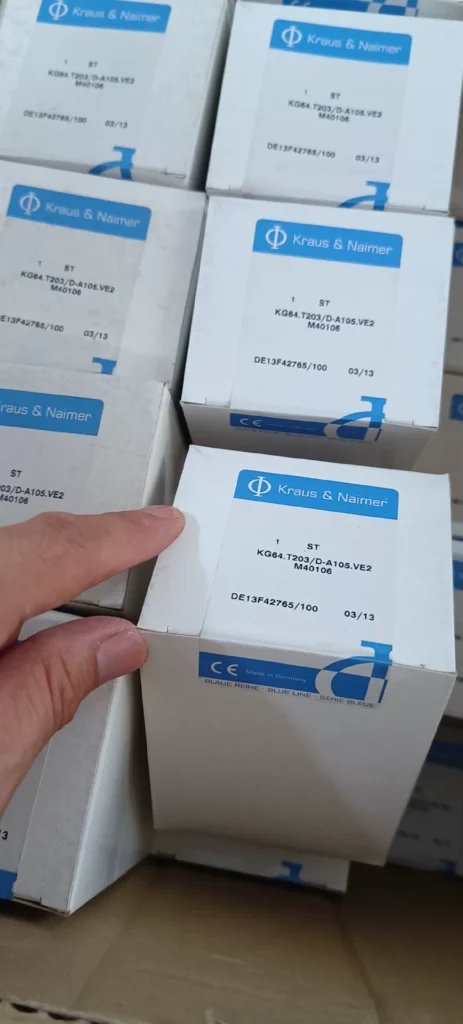 Kraus & Naimer KG64.T203/D-A105.VE2 Switch thumbnail