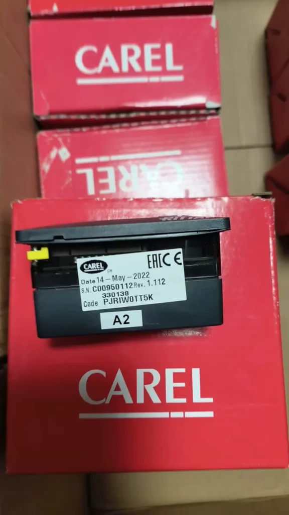 CAREL PJRIW0TT5K Controller