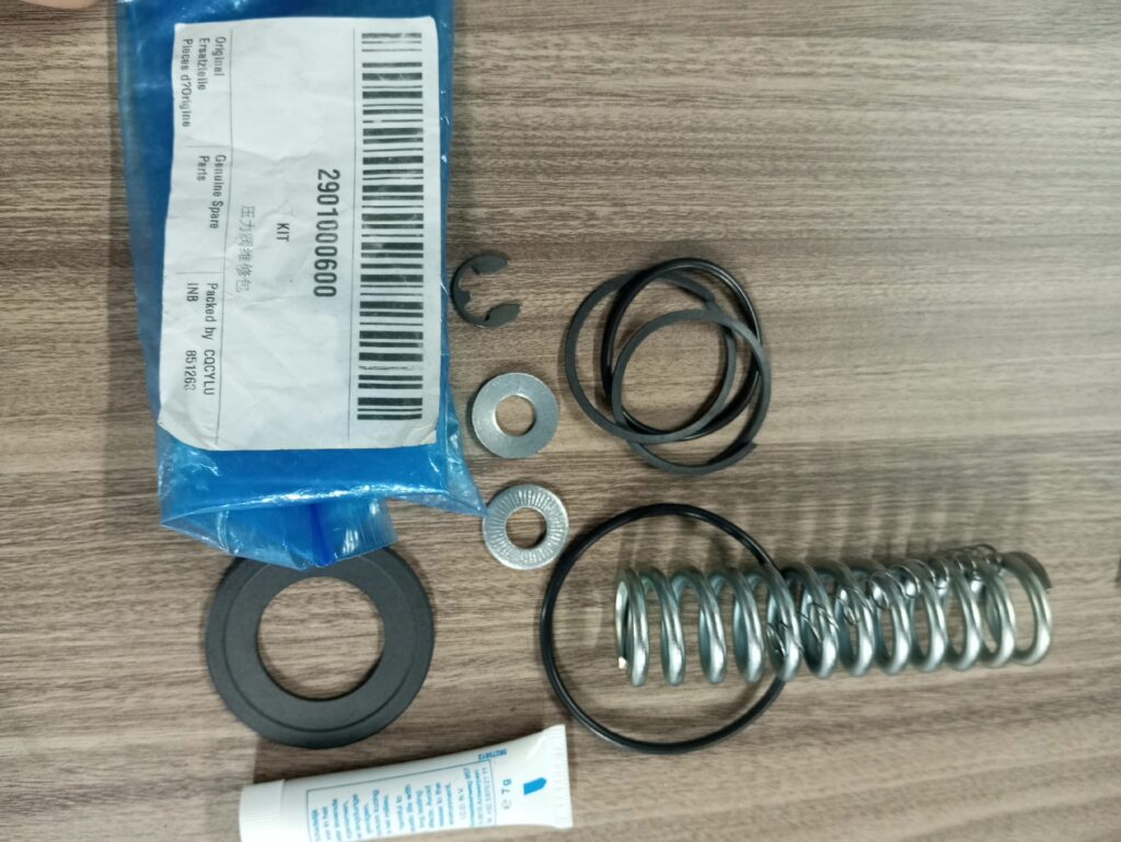 Atlas copco 2901000600 Pressure Valve thumbnail