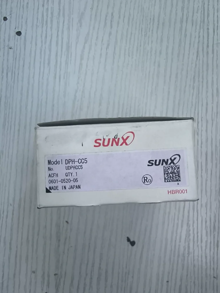 SUNX DPH-CC5 Pressure Sensor thumbnail