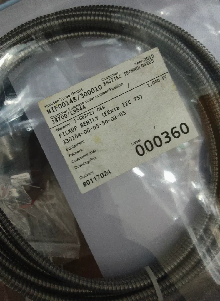 Bently Nevada 330104-00-14-10-02-CN Vibration Sensor