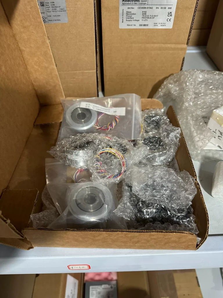 TYCO V23401T2009B202 Encoder