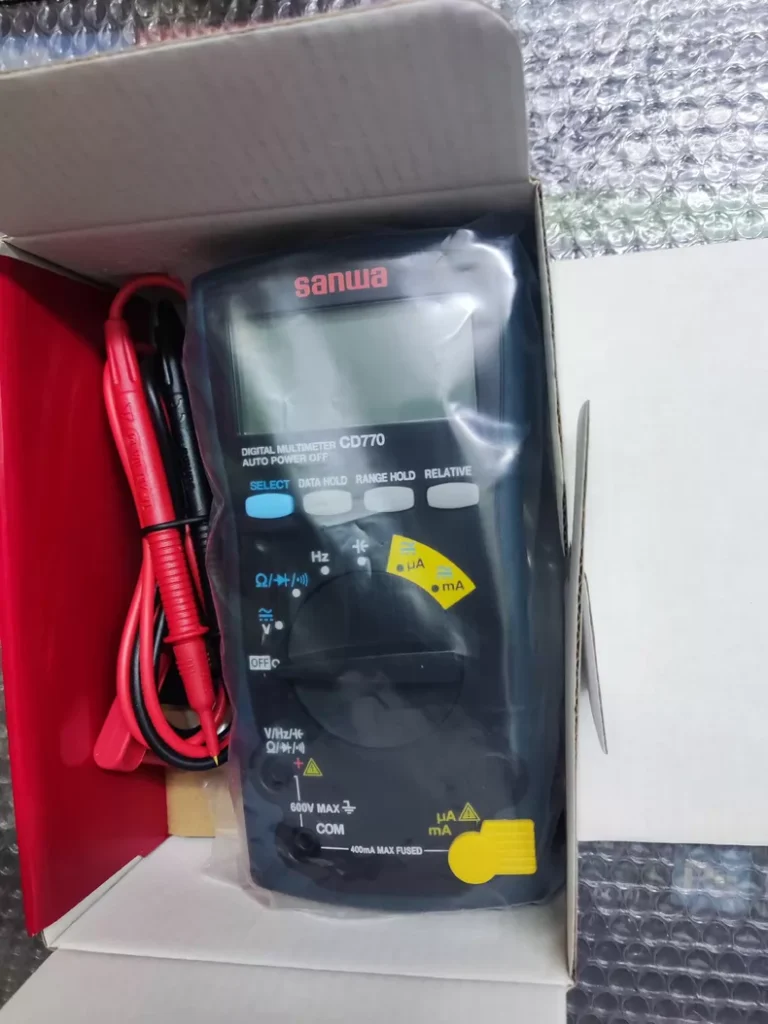 SANWA CD770 Digital Multimeter thumbnail