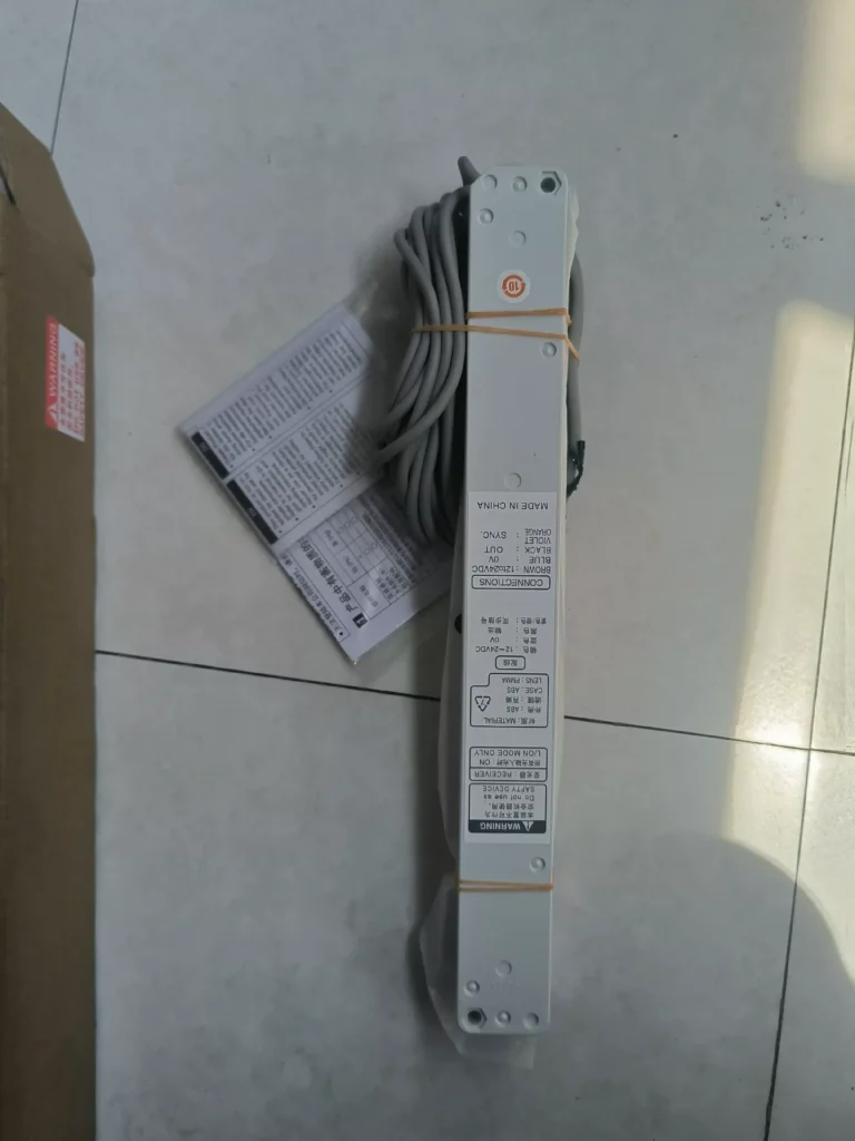 Panasonic NA2-N12 Safety Light Curtain thumbnail