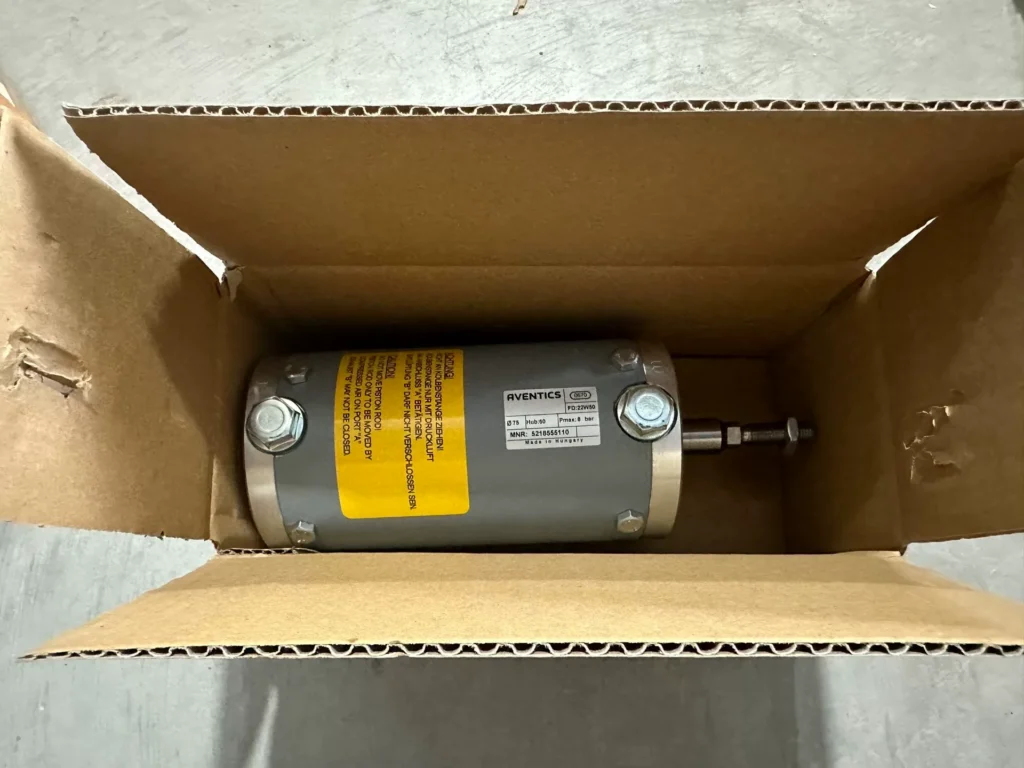 AVENTICS 521855 Solenoid Valve thumbnail