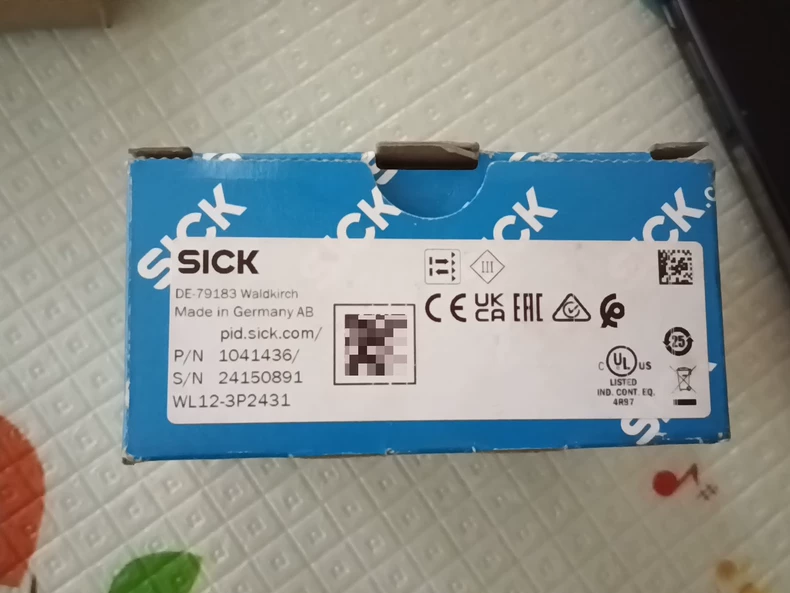 SICK WL12-3P2431 Sensor