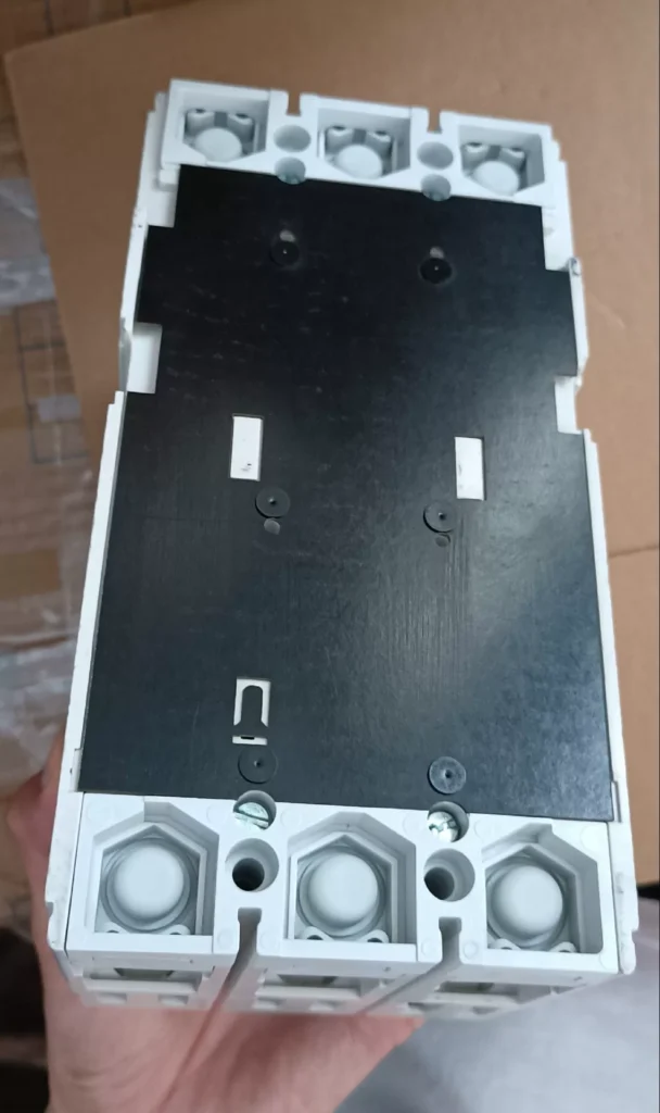 Legrand DPX250 Molded Case Circuit Breaker thumbnail