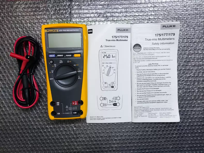 FLUKE 177 Multimeter