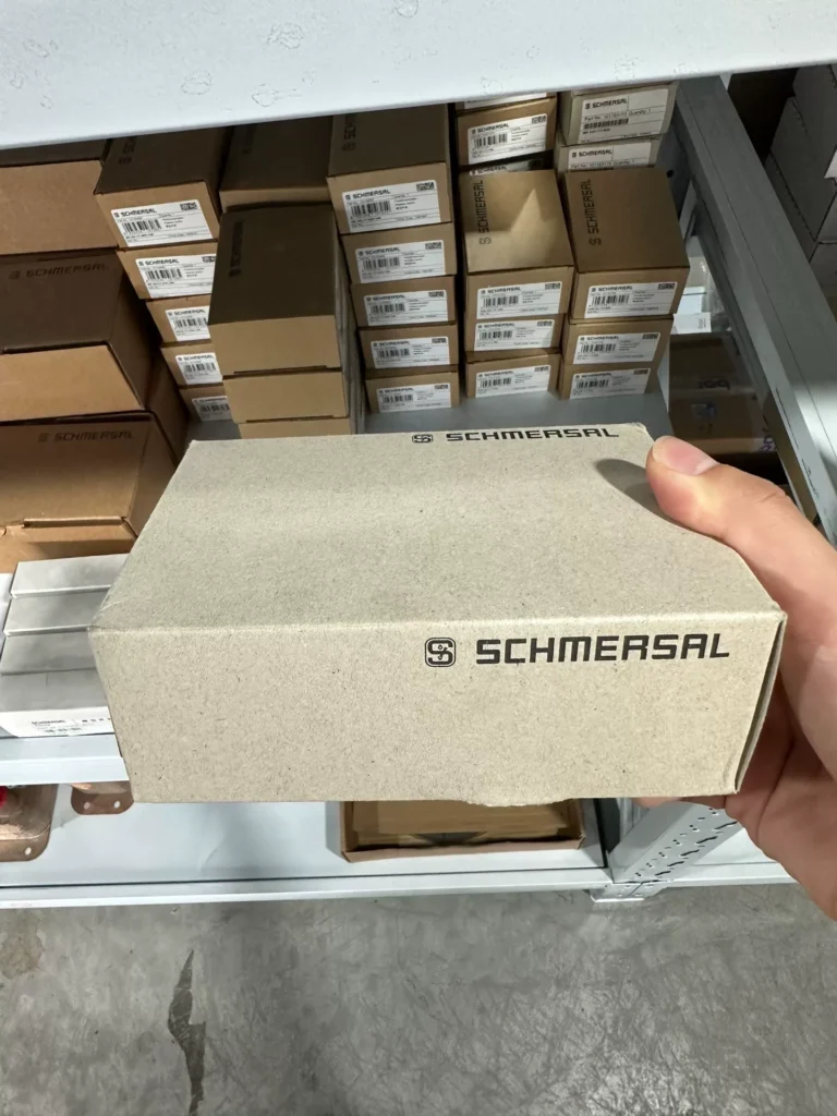 SCHMERSAL AES21 Safety Relay thumbnail