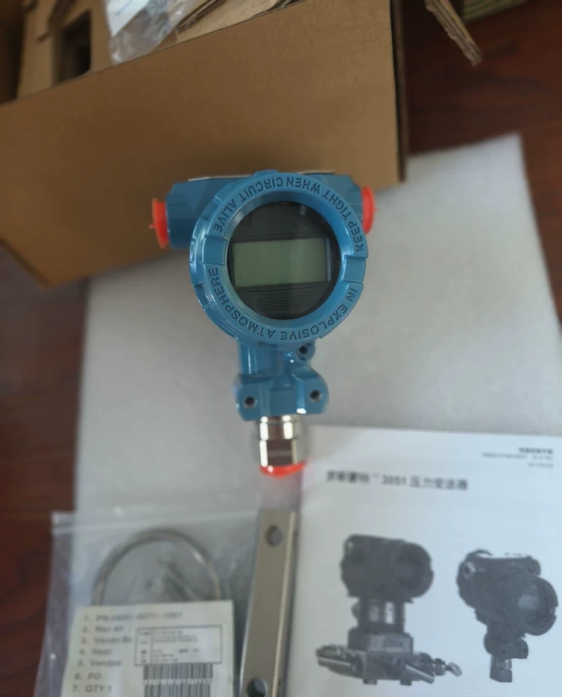 Emerson 03031-0071-1001 Pressure Instrument