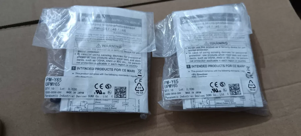 Panasonic PM-Y65 Photoelectric Sensor thumbnail