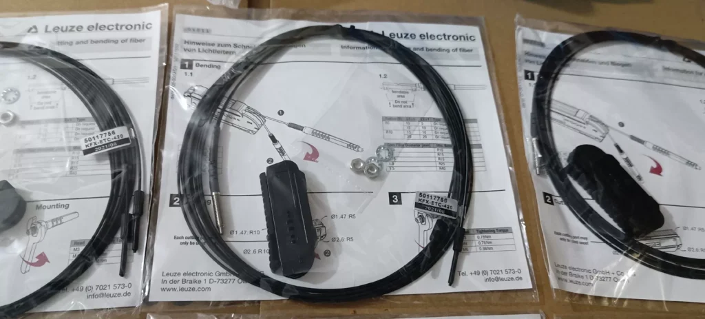 Leuze KFX-ETC-420 Fiber Optic Sensor thumbnail