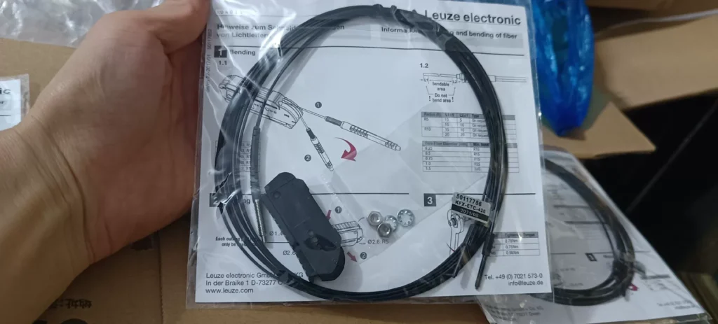Leuze KFX-ETC-420 Fiber Optic Sensor thumbnail
