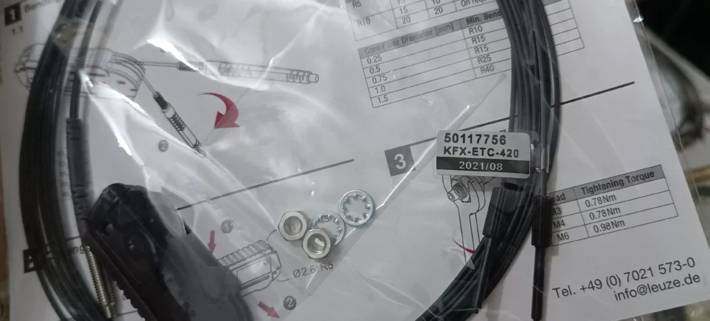 Leuze KFX-ETC-420 Fiber Optic Sensor thumbnail