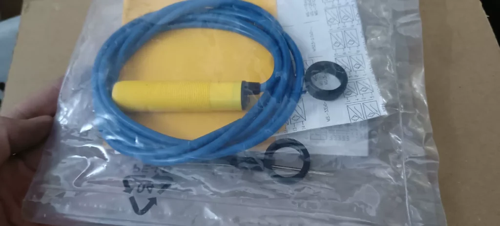 Turck BC5-S18-Y1X/S100 Proximity Sensor thumbnail