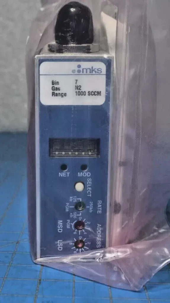 MKS Instruments P9B-33035 Mass Flow Controller thumbnail