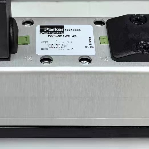 Parker DX1-651-BL49 Pneumatic Valve thumbnail