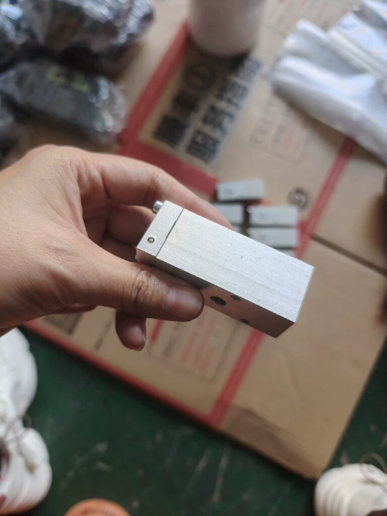 Parker Pneumatic Manifold Block PD48655 thumbnail